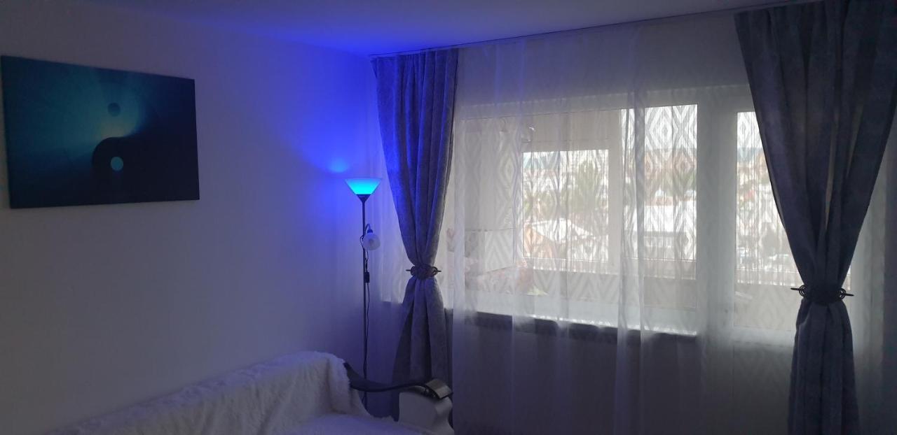 Hellen Apartament Targoviste Esterno foto